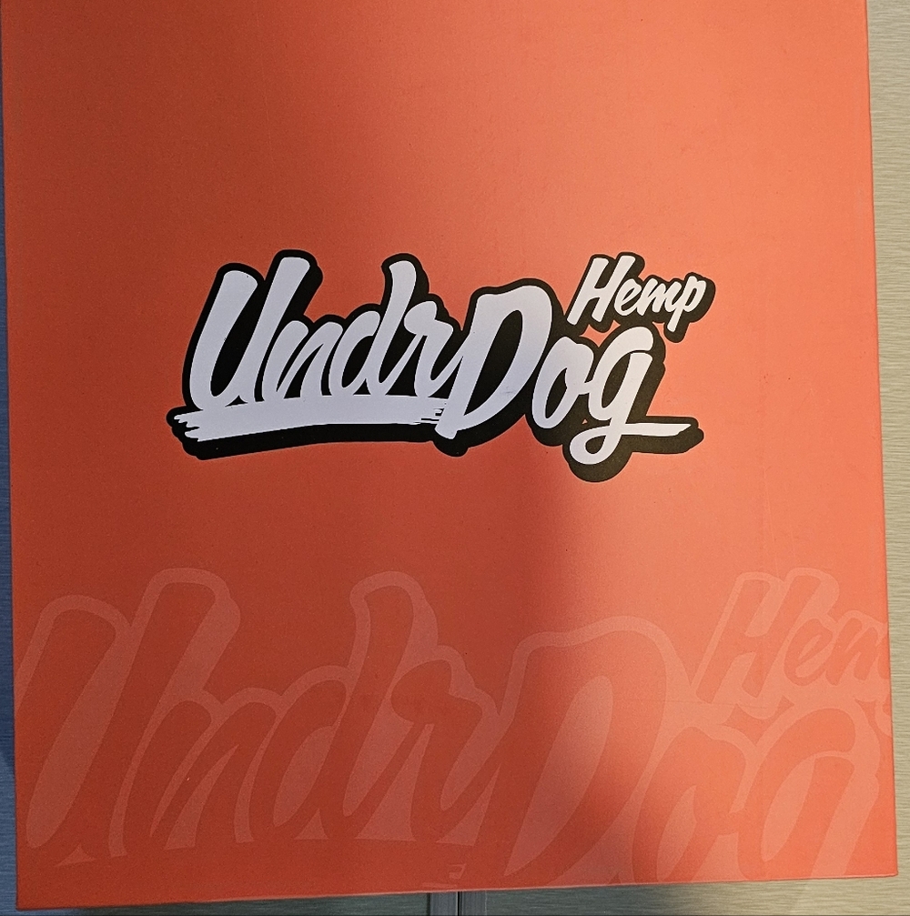 UndrDog Hemp Black T-Shirt 2XL with Certificate - Picture 2 of 3